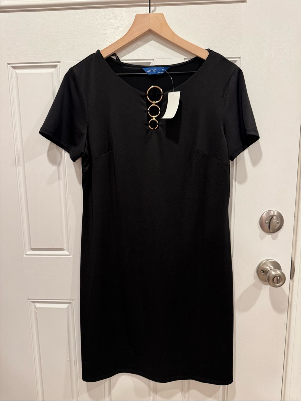 Apt. 9 Black Short-Sleeve Shift Dress with Gold Ring Accent